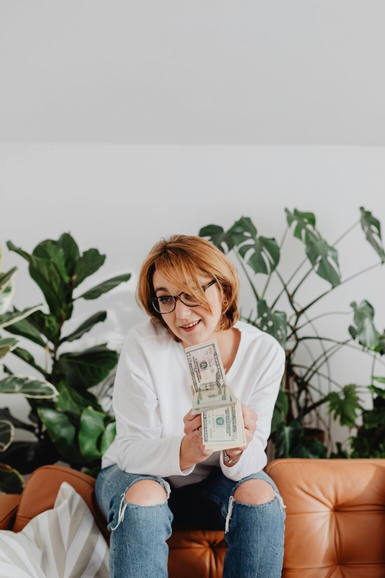 Mastering Personal Finance on a Tight Budget: Simple Tips for Building Wealth