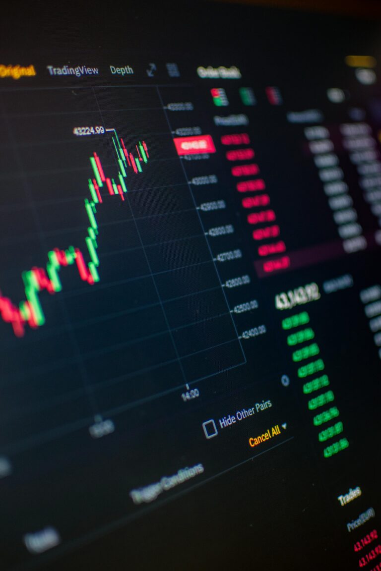 Crypto Investor's Unease: Binance Founder Pardon Ignites Market Swings