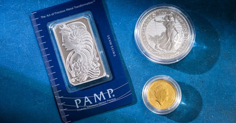 Gold Price Dip: Your Portfolio Stability Demands a Strategic View Gold Price Dip: Your Portfolio Stability Demands a Strategic View