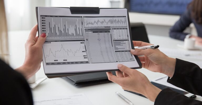 Market Swings: Investor Confidence Surges with Strategic Investment Decisions