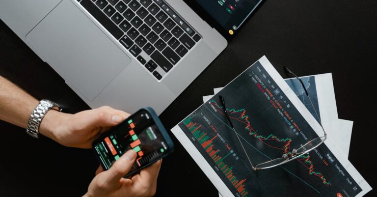 AI Stock Jumps: Navigating Valuation Traps for Prudent Investors AI Stock Jumps: Navigating Valuation Traps for Prudent Investors