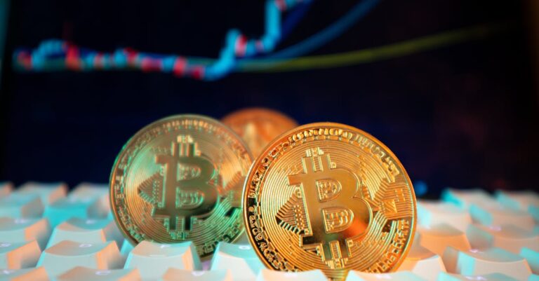Crypto Portfolio Drops: Investor Confidence Shaken by Volatility