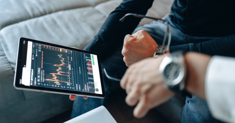 Steady Wealth Growth: Navigating Market Volatility with Confidence