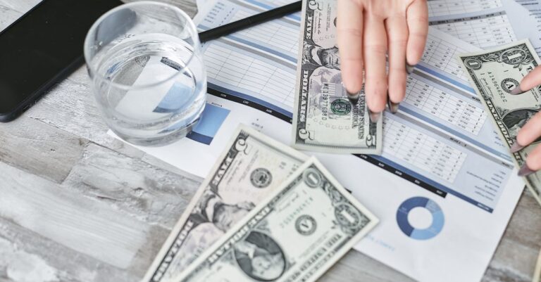 Protect Your Cash: How Currency Fluctuations Impact Savings Today
