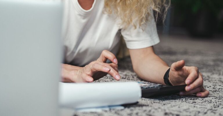 Gig Income Chaos: Finding Stability in an Unpredictable World