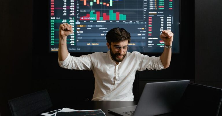 Market Noise Overwhelm? Calm Your Portfolio Decisions